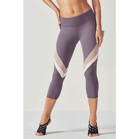 Fabletics Purple & White Salar POWERHOLD Capri Leggings Size S - Picture 1 of 8